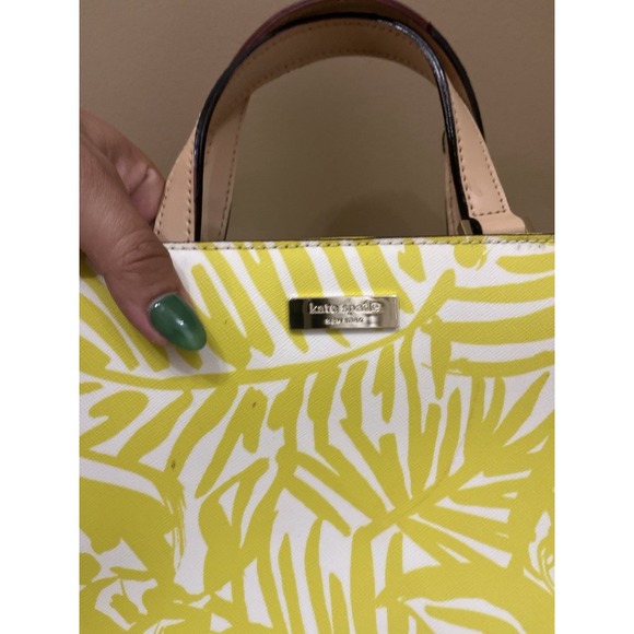 Used Kate Spade NewYork Yellow Grant Street Jules Grainy Vinyl Leather Tote - Picture 4 of 16